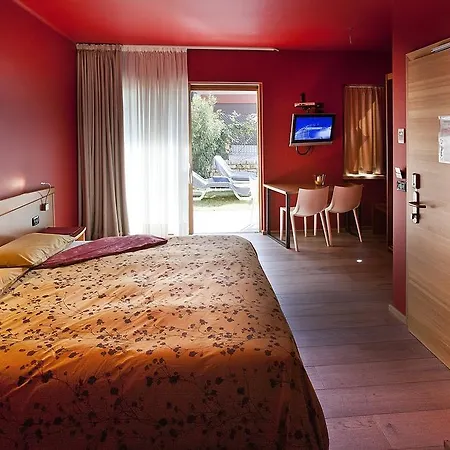 ホテル Ambienthotel マルチェージネ